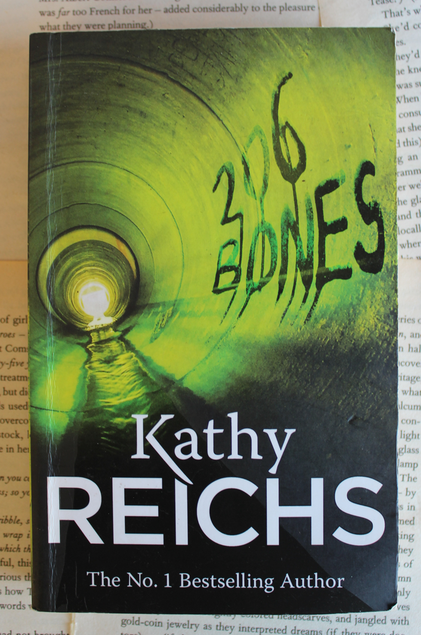 206 Bones - Kathy Reichs