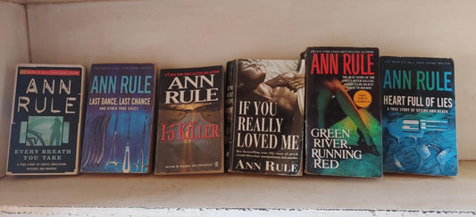 6 Ann Rule books