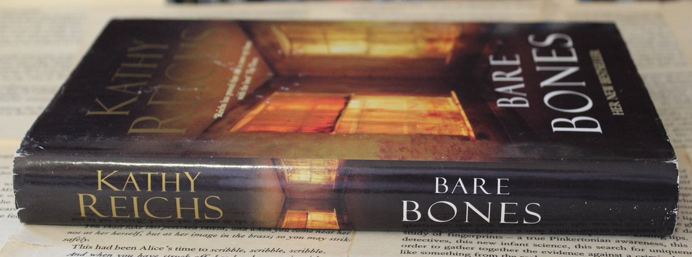 Bare Bones - Kathy Reichs