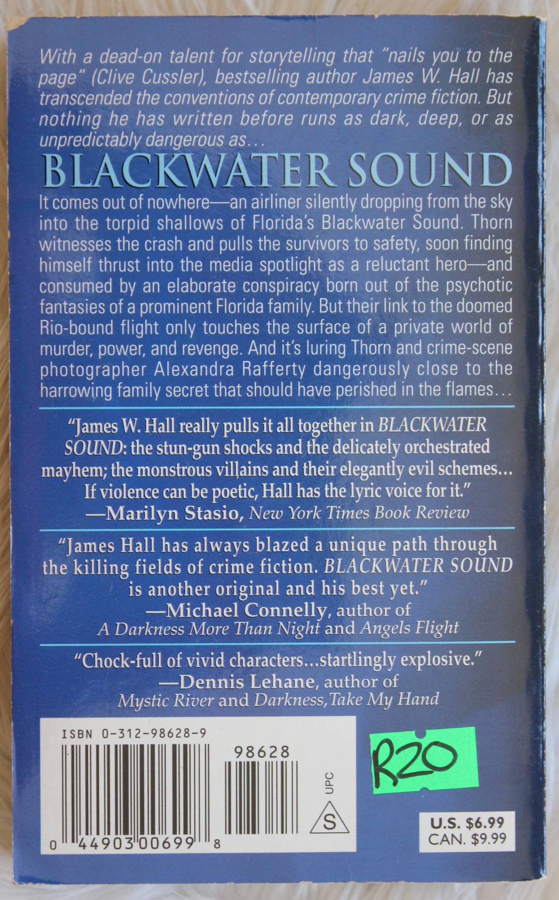 Blackwater sound - James W Hall