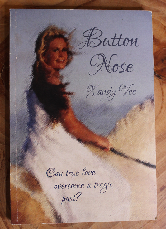 Button Nose - Xandy Vee