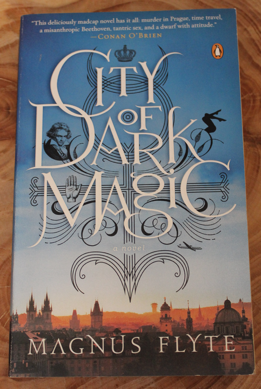 City of Dark Magic - Magnus Flyte