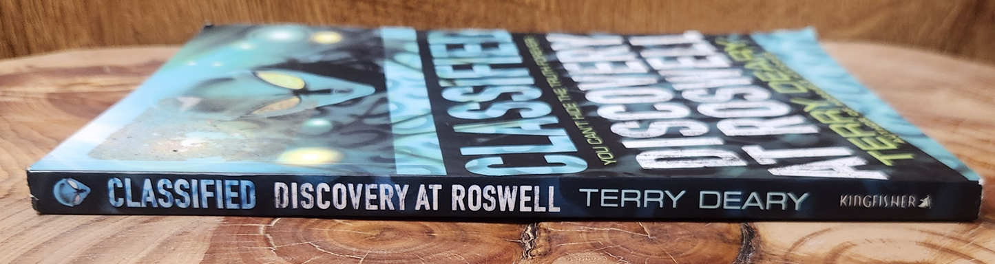 Classified, Discovery at Roswell - Terry Deary