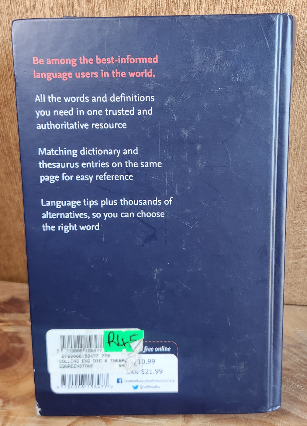 Collins English Dictionary & Thesaurus, essential edition