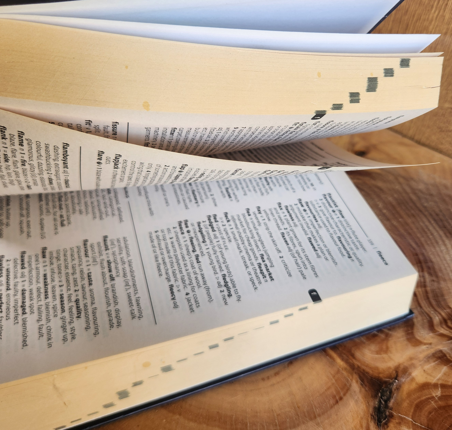 Collins English Dictionary & Thesaurus, essential edition