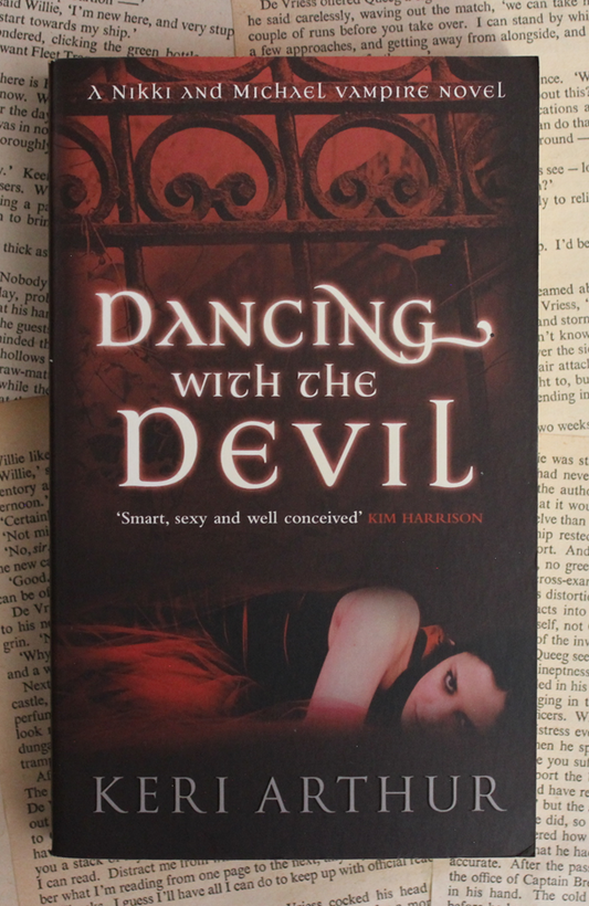 Dancing with the devil - Keri Arthur