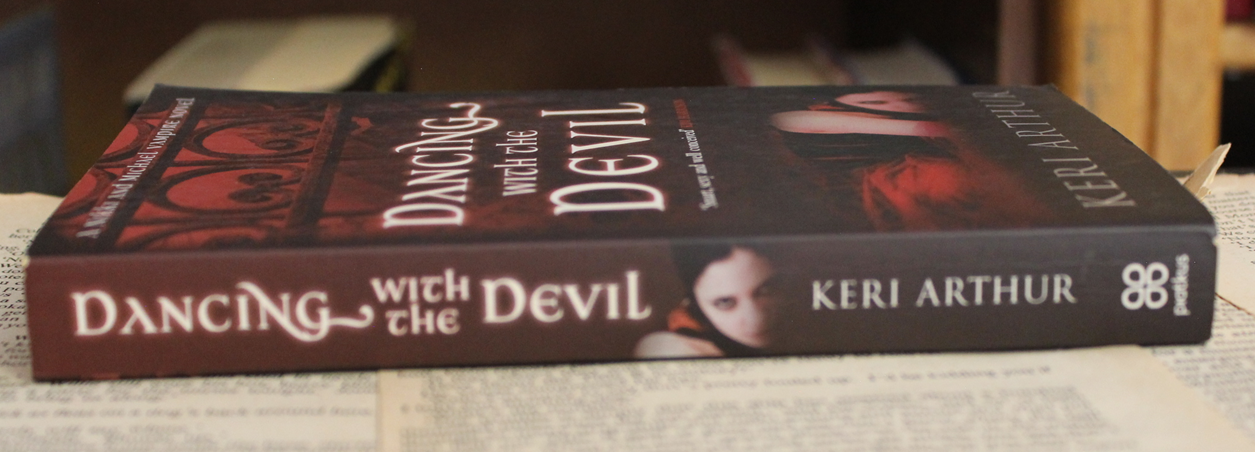 Dancing with the devil - Keri Arthur