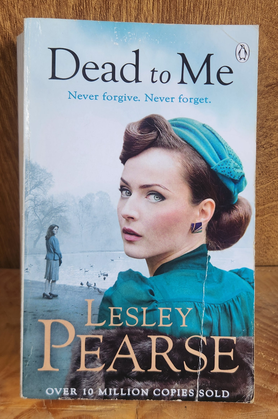 Dead to Me - Lesley Pearse