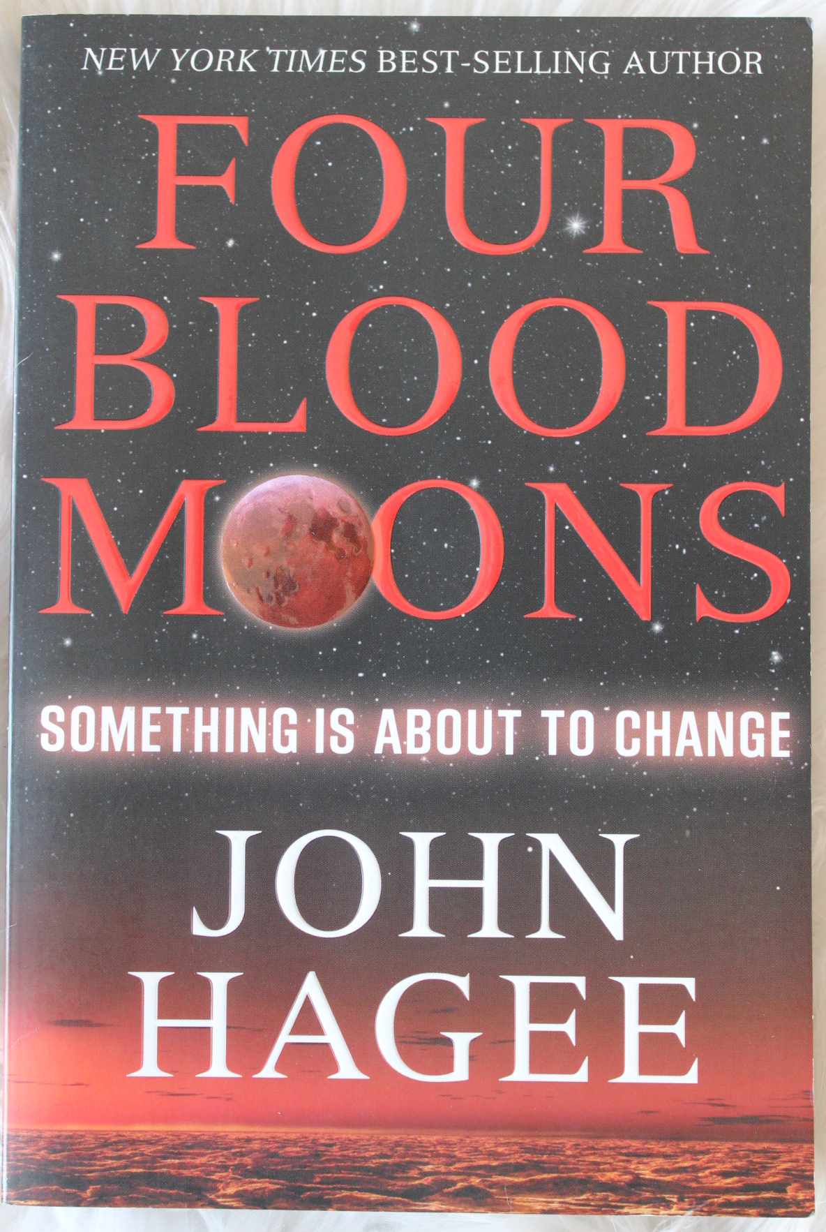 Four blood moons - John Hagee