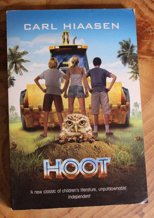Hoot - Carl Hiaasen
