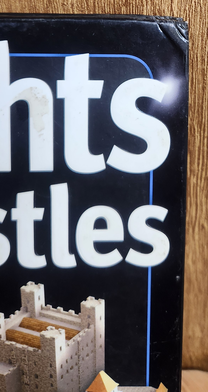 Insiders - Knights & Castles - Philip Dixon