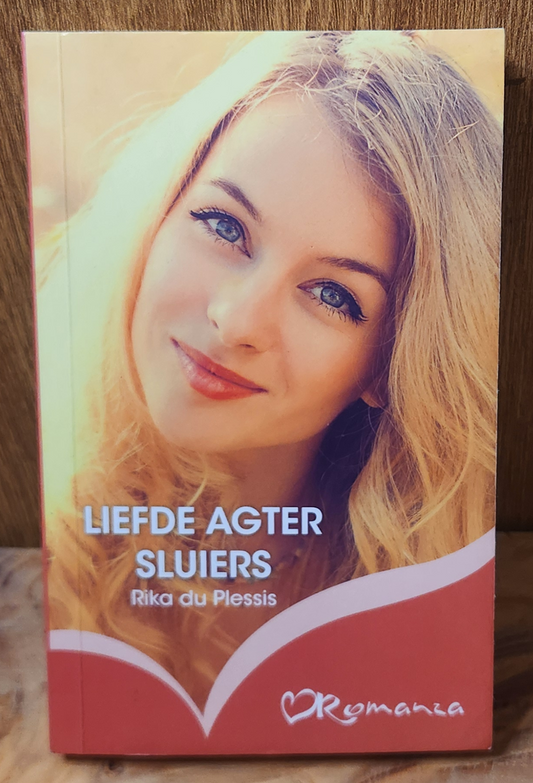 Liefde Agter Sluiers - Rika du Plessis