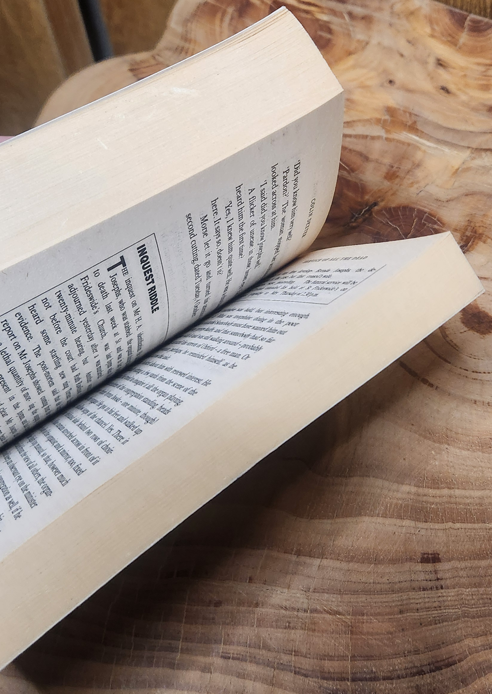 Morse's Greatest Mystery & Service of all the dead - Colin Dexter