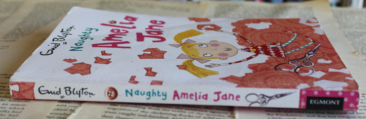 Naughty Amelia Jane - Enid Blyton