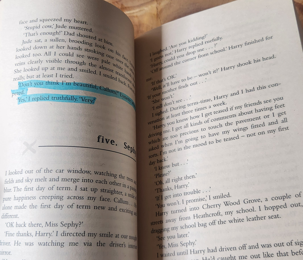 Noughts + Crosses - Malorie Blackman