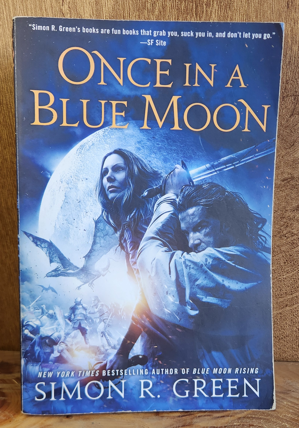 Once in a Blue Moon - Simon R. Green