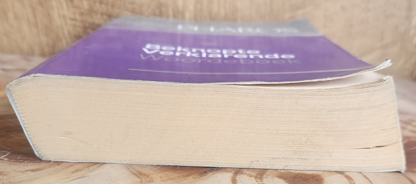 Pharos Beknopte Verklarende Woordeboek