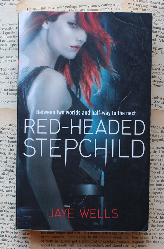 Red-Headed stepchild , Jaye Wells