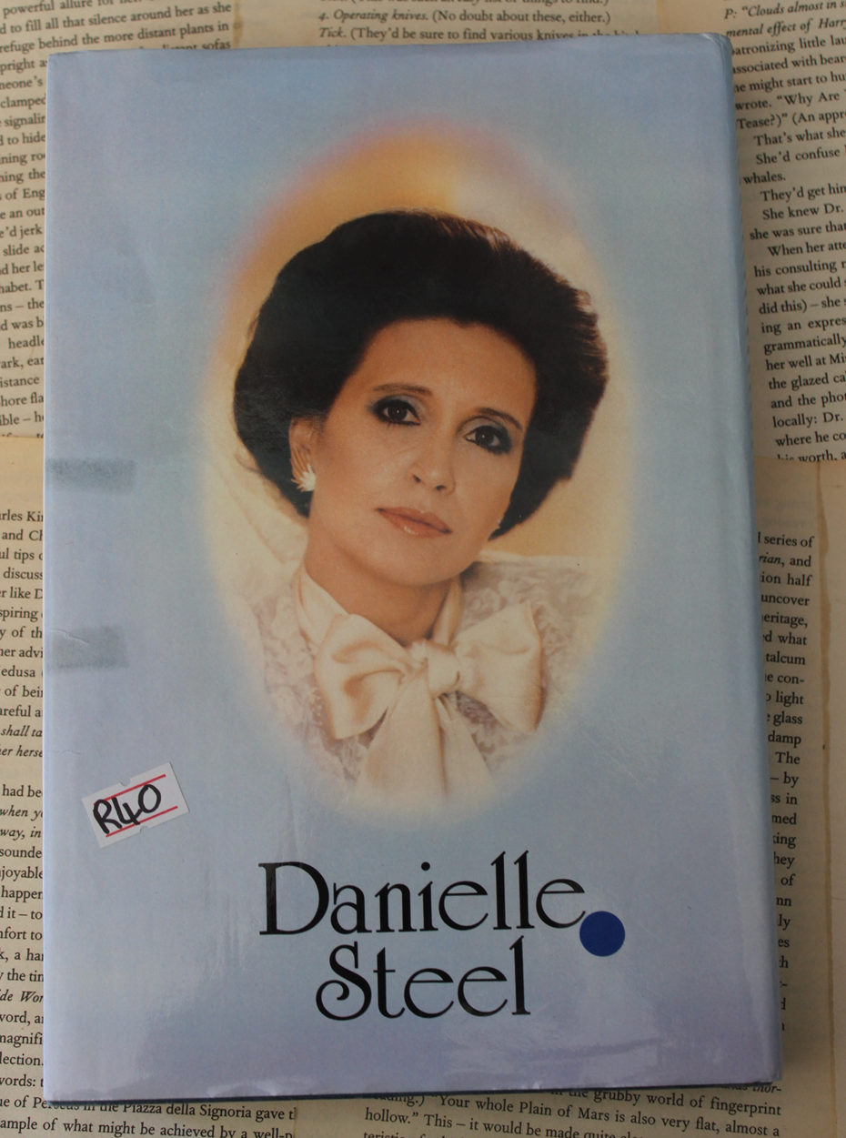 Secrets - Danielle Steel