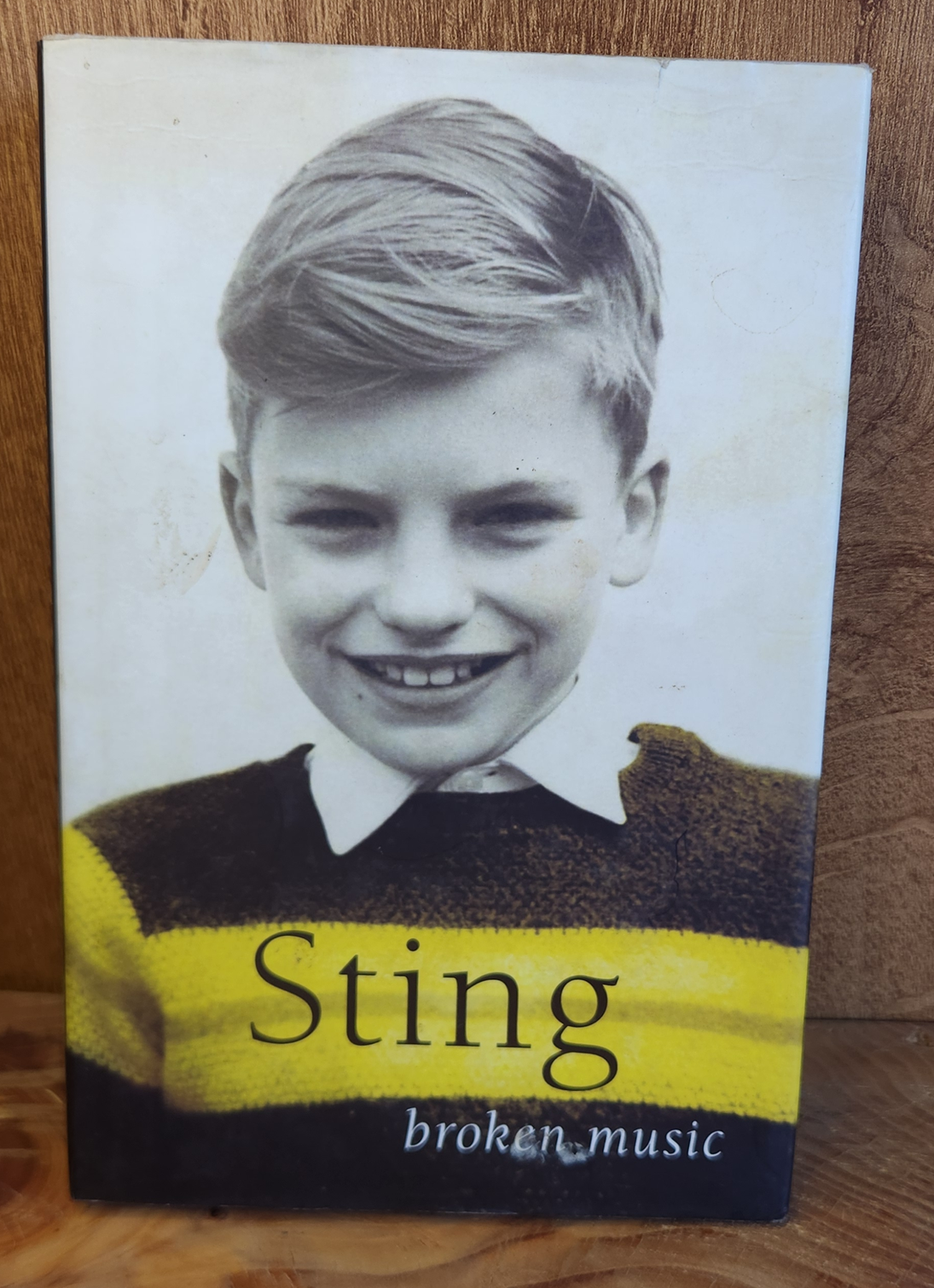Sting, broken music