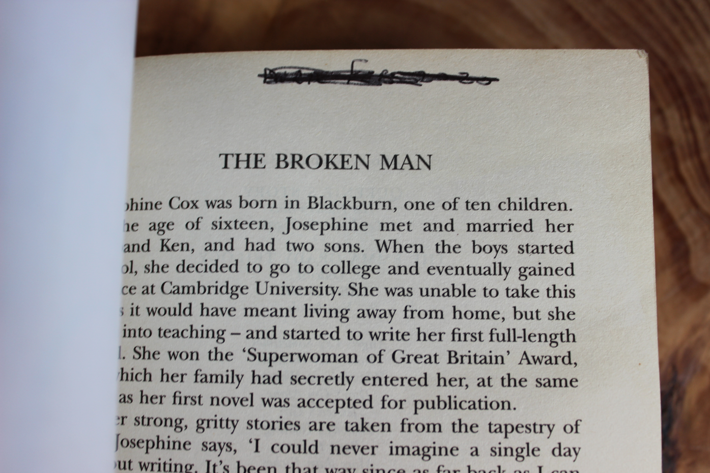 The Broken Man - Josephine Cox