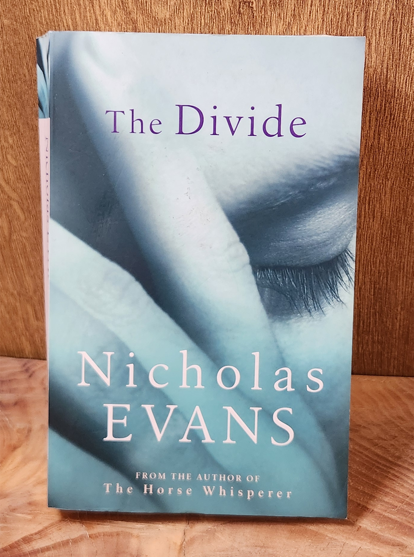 The Divide - Nicholas Evans