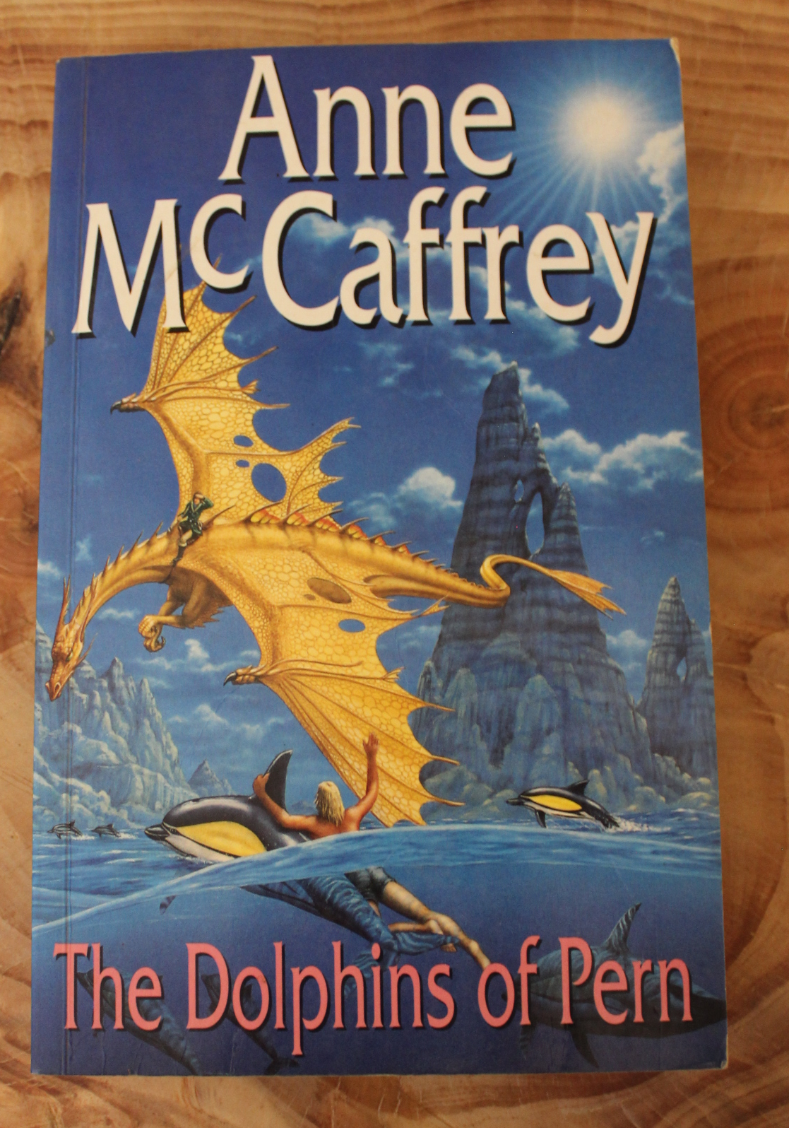 The Dolphins of Pern - Anne McCaffrey