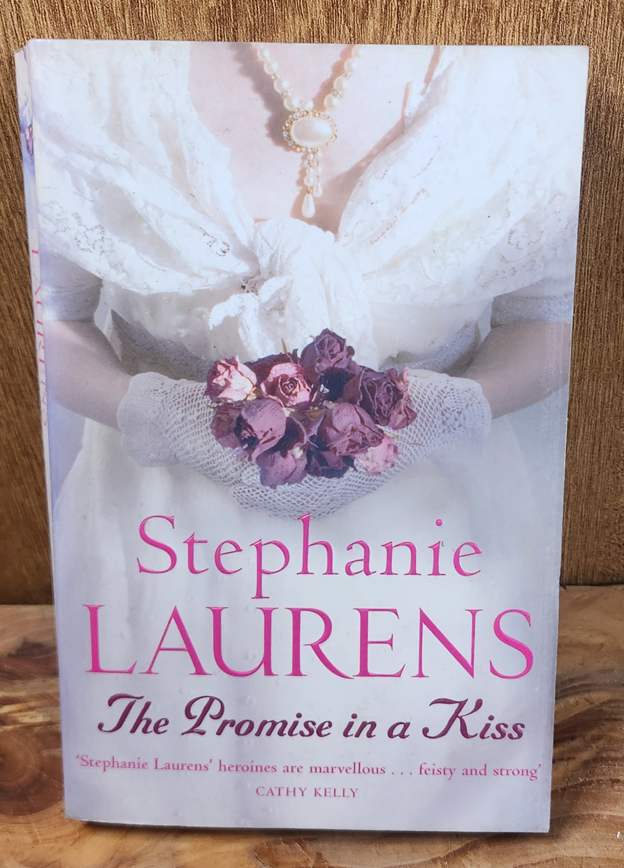 The Promise in a Kiss - Stephanie Laurens