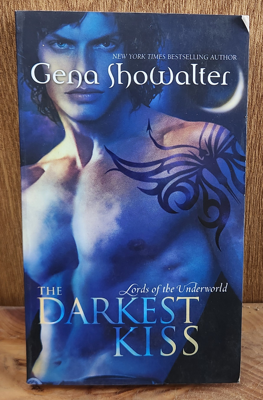 The Darkest Kiss - Gena Showalter