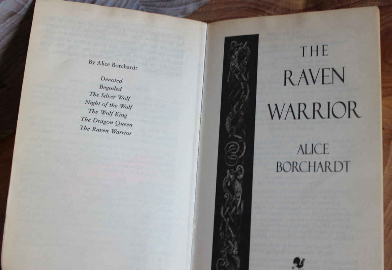 The raven warrior - Alice Borchardt
