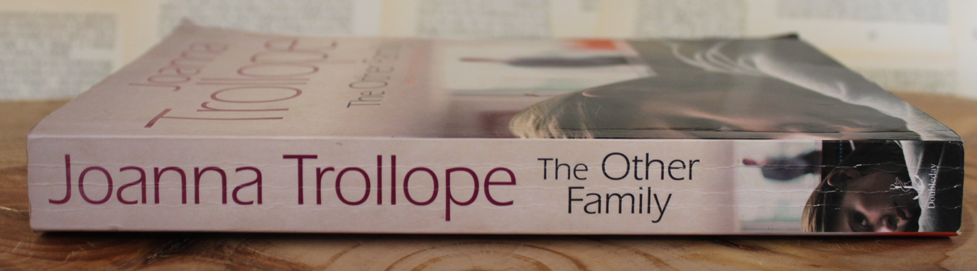 The other family - Joanna Trollope