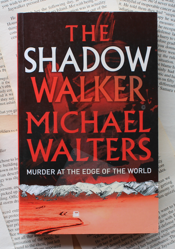 The shadow walker - Michael Walters