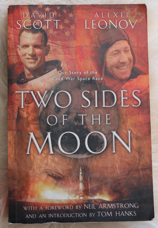 Two sides of the moon - David Scott & Alexei Leonov