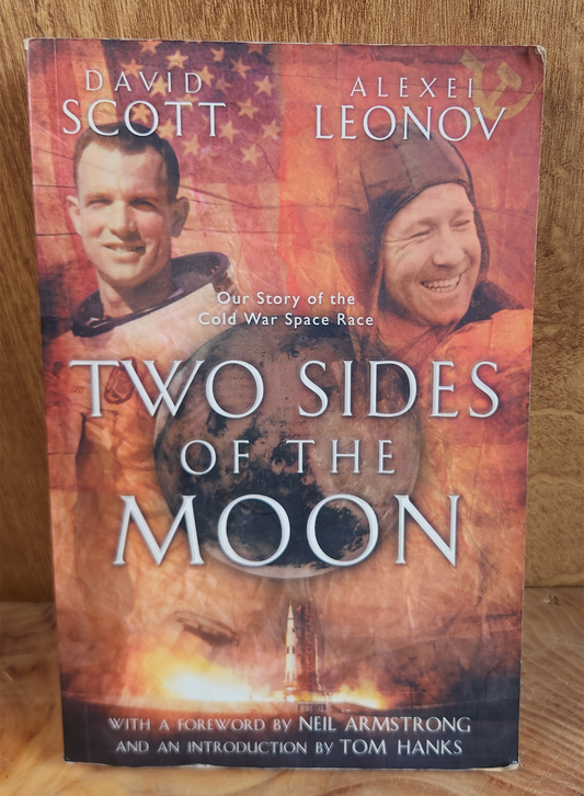 Two sides of the moon - David Scott & Alexei Leonov