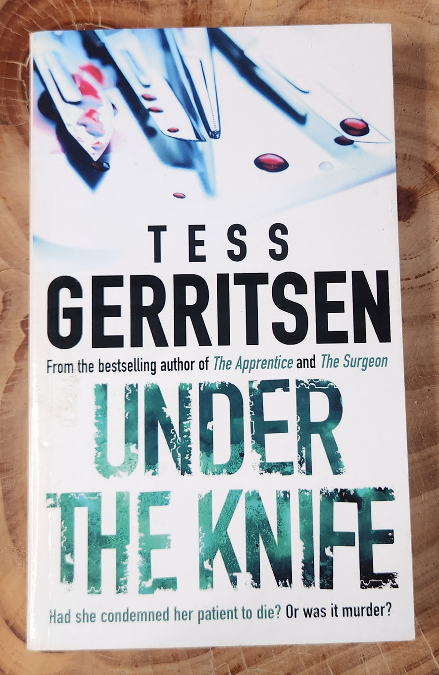 Under The Knife - Tess Gerritsen