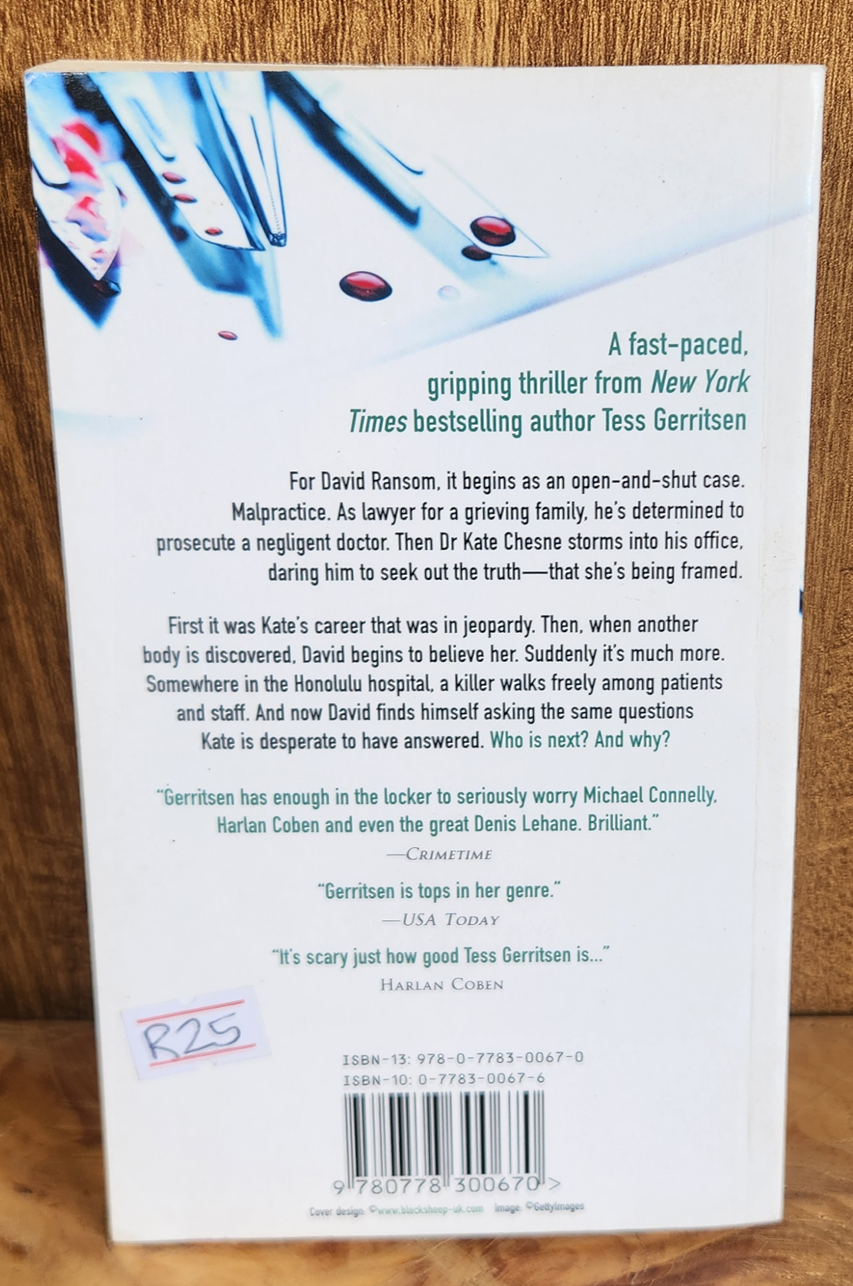 Under The Knife - Tess Gerritsen