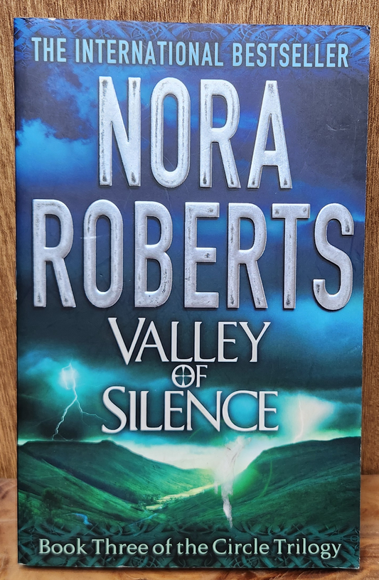 Valley of Silence - Nora Roberts