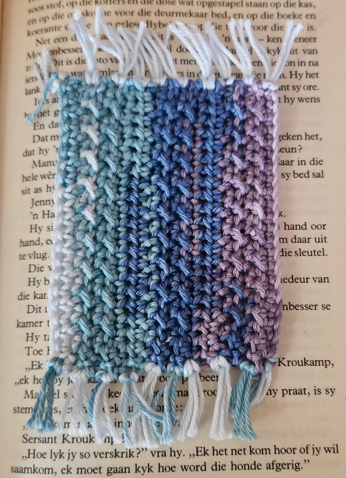 Mug Rug with Tussels 22