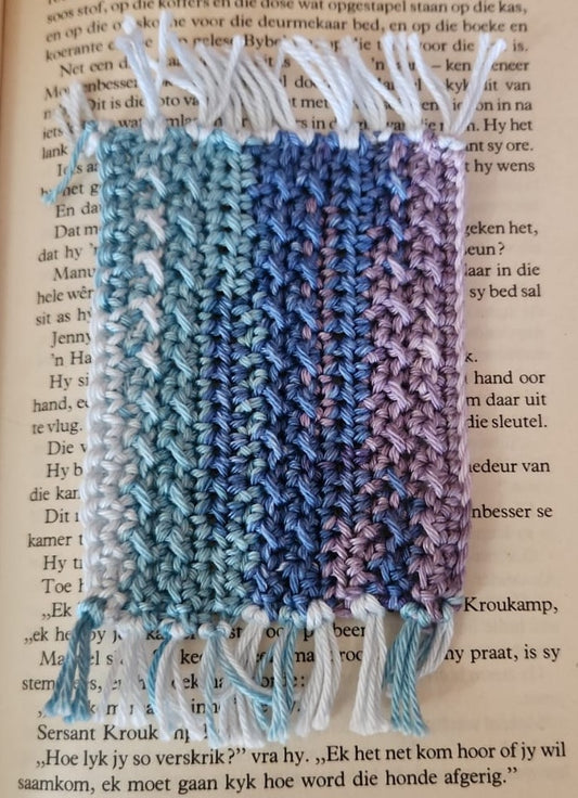 Mug Rug with Tussels 22