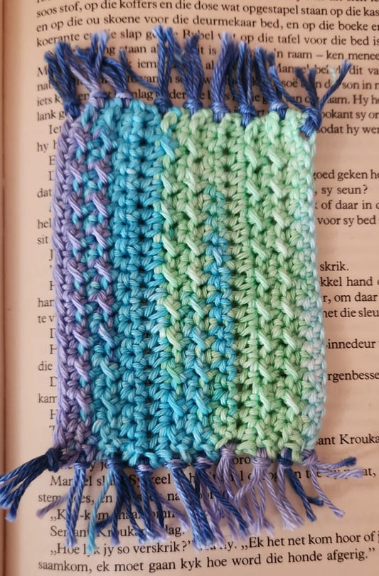 Mug Rug with Tussels 18