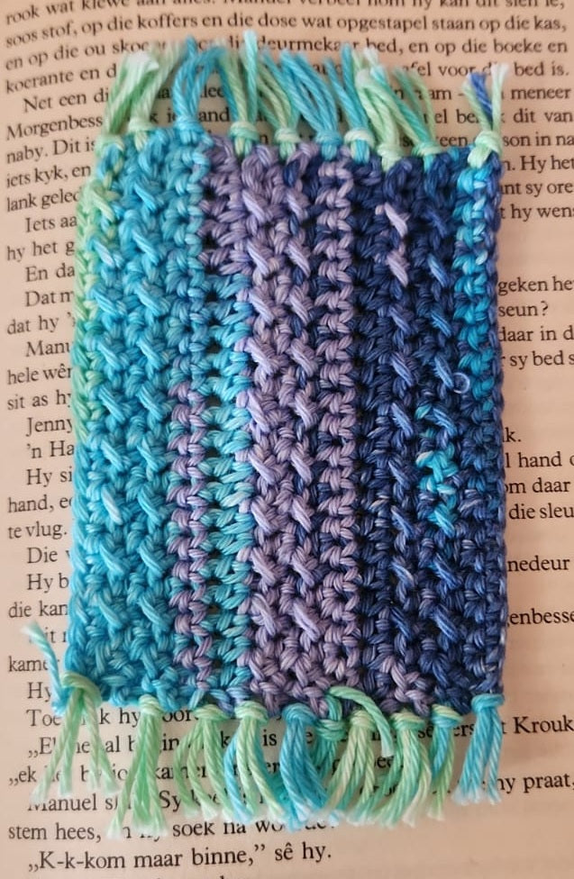 Mug Rug with Tussels 14