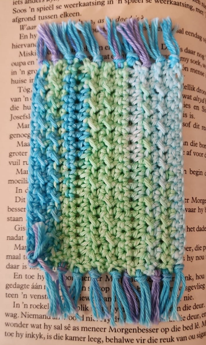 Mug Rug with Tussels 8