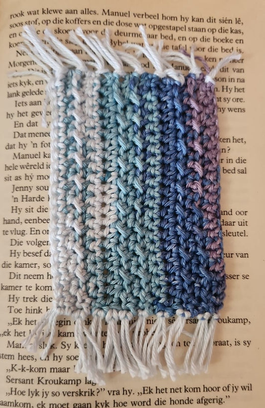 Mug Rug with Tussels 10