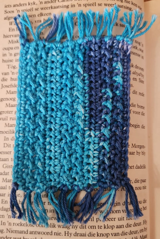 Mug Rug with Tussels 9