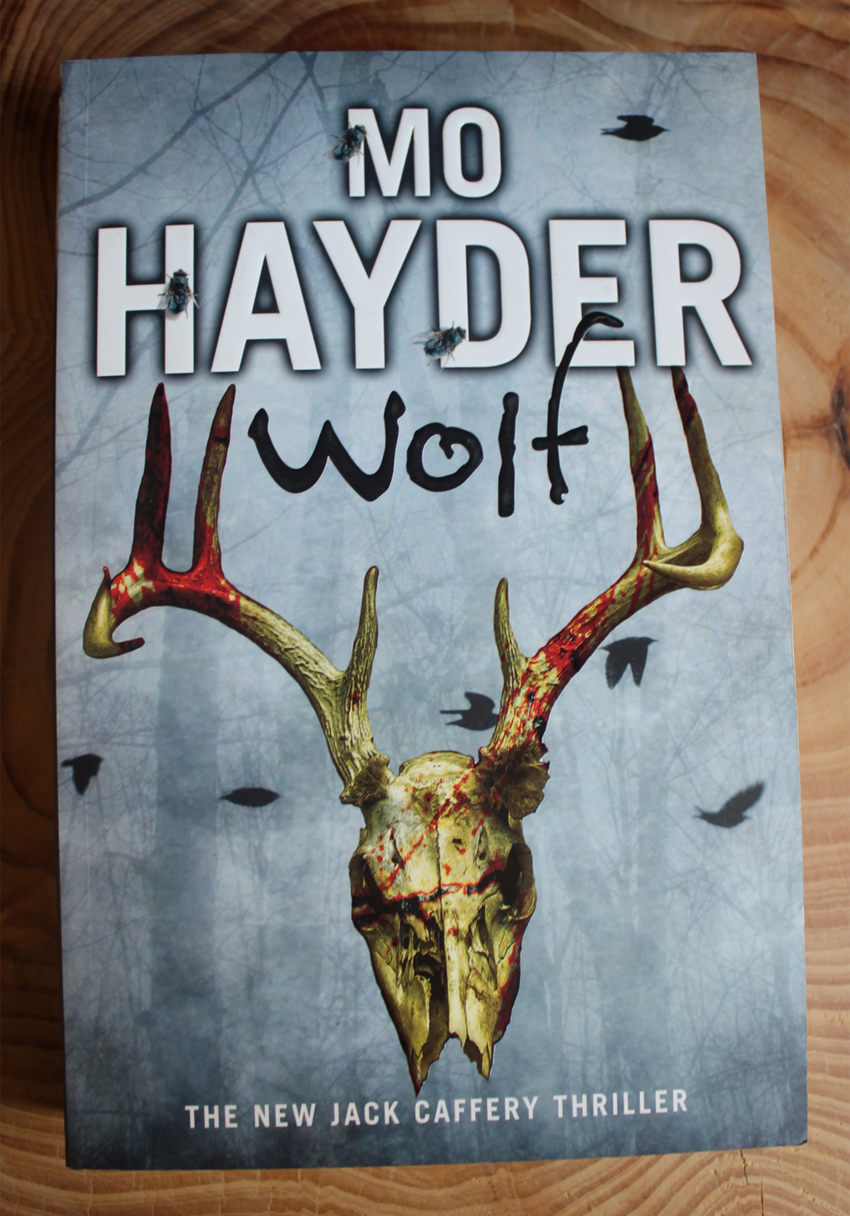 Wolf - Mo Hayder