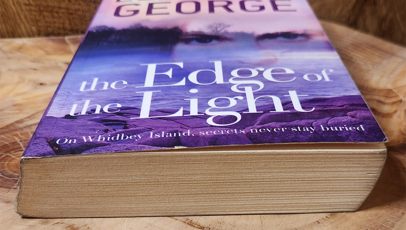 the Edge of the Light - Elizabeth George
