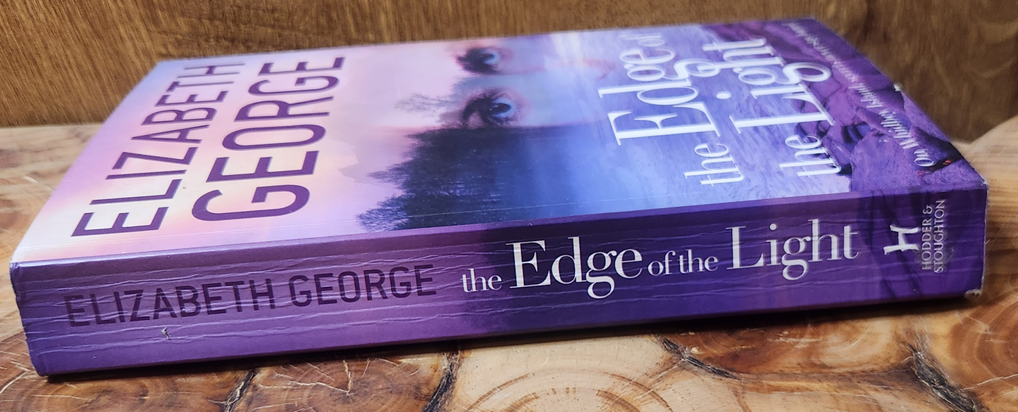 the Edge of the Light - Elizabeth George
